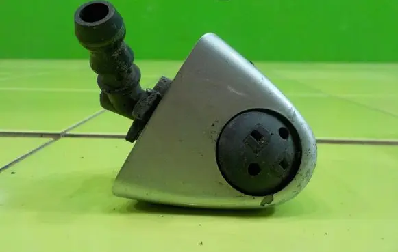 BMW X5 E53 Headlight washer pump PRZOD