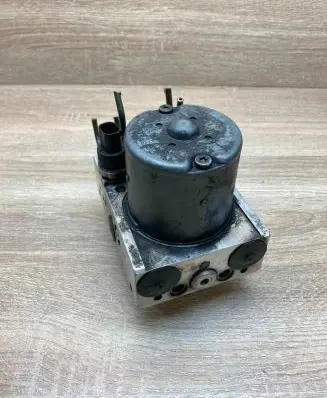 BMW 5 E39 ABS Pump 6758969 0265225005