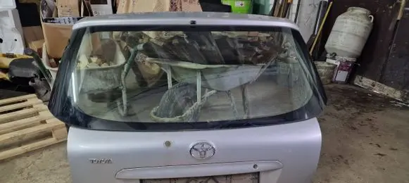 Toyota Corolla E120 E130 Tailgate/trunk/boot lid