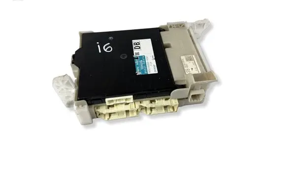 Toyota Yaris Other control units/modules 892210D470 8273052K40 MB2380009281