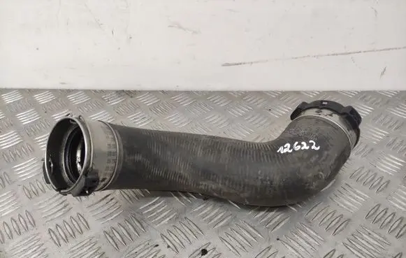 Mercedes-Benz E W212 Intercooler hose/pipe A2045281682