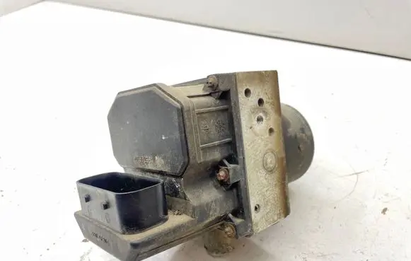 Skoda Fabia Mk1 (6Y) ABS Pump 6Q0614117D 0265222006