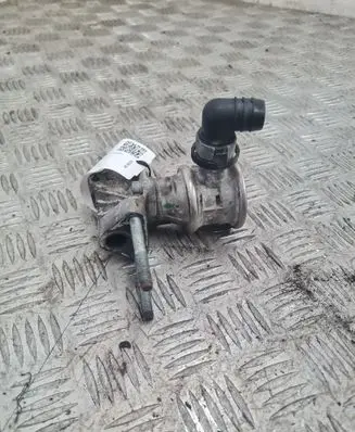 Volkswagen Sharan EGR valve 06A131351A