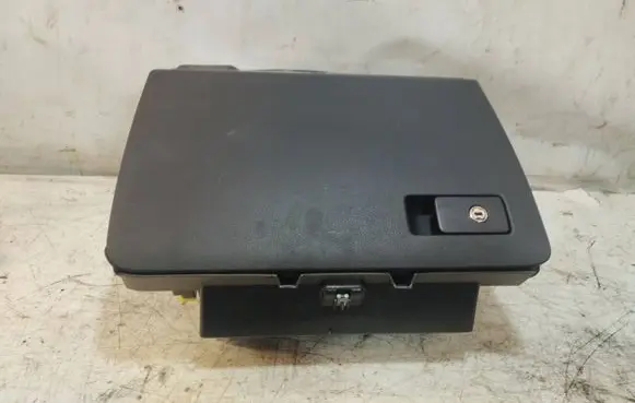 Volkswagen PASSAT B6 Glove box 3C1857114 T0024226 P0108696