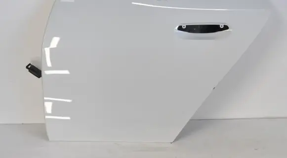 BMW i4 Rear door