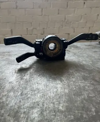 Volkswagen PASSAT B6 Multifunctional control switch/knob 3C0953549L