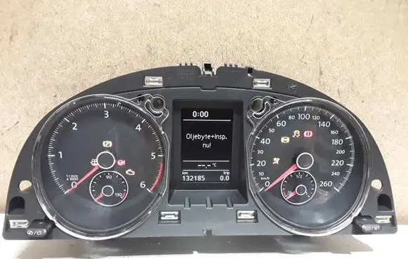Volkswagen Passat Alltrack Speedometer (instrument cluster) 3AA920871D