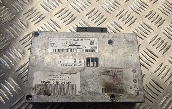 Audi A6 S6 C6 4F Bluetooth control unit module 4F1862335
