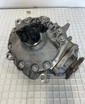 Mercedes-Benz CLS C257 Front differential A2053350201
