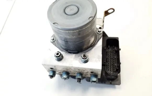 BMW X1 E84 ABS Pump 3451686021401 6768550 6860214