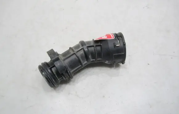 Volkswagen PASSAT B8 Thermostat housing 