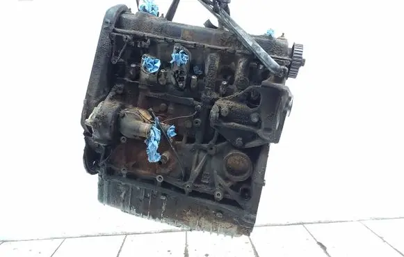 Volkswagen Transporter - Caravelle T4 Engine AAT 046103373B 046103353I