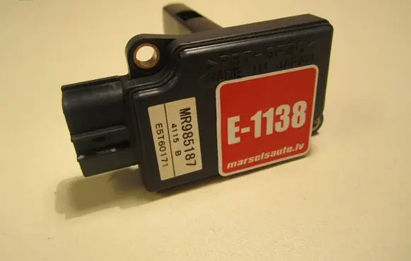 Mitsubishi Outlander Mass air flow meter MR985187