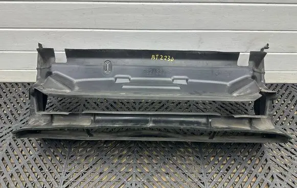 BMW 4 F32 F33 Intercooler air guide/duct channel 7290609 15677210