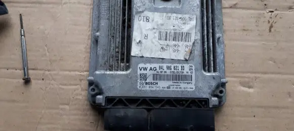 Audi A6 S6 C7 4G Engine control unit/module 04L906021BD
