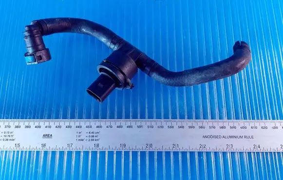 Volkswagen Transporter - Caravelle T5 Fuel temperature sensor 038906081B