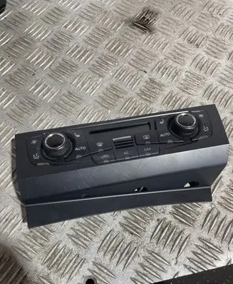 Audi A4 S4 B8 8K Climate control unit A2C53284582 8T1820043R
