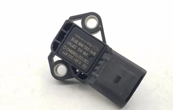 Volkswagen Jetta VI Air pressure sensor 03G906051E 0281002977