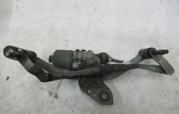 Renault Twingo II Front wiper linkage and motor 8200364766F