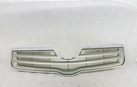 Toyota Avensis T220 Front bumper upper radiator grill 5310005080