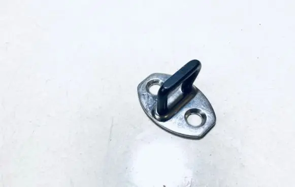 Volkswagen Golf V Rear door lock loop/hook striker 1k0837033