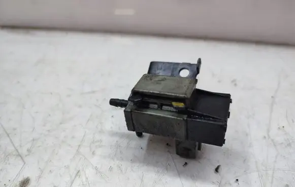 KIA Sportage Turbo solenoid valve 351202A450