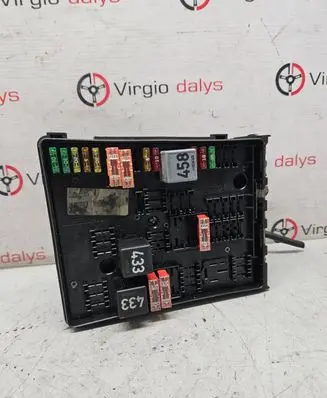 Volkswagen Golf V Fuse module 1K0937124K 11977 01418986