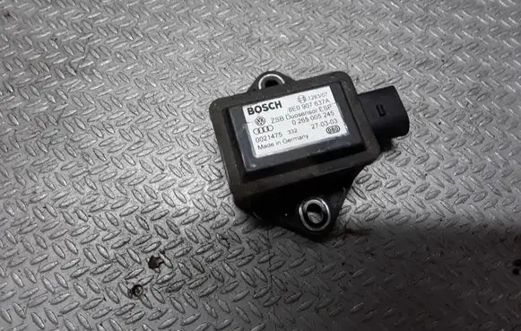 Audi A4 S4 B6 8E 8H ESP acceleration yaw rate sensor 8E0907637A