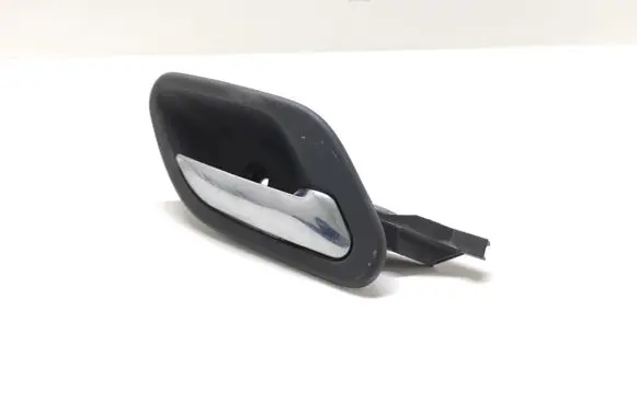 BMW 5 E39 Front door interior handle 8226050