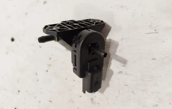 Peugeot 5008 Vacuum valve 9688124580
