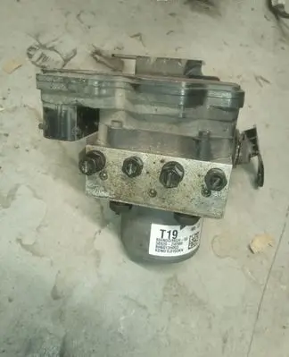 Hyundai Santa Fe ABS Pump BH6013H003