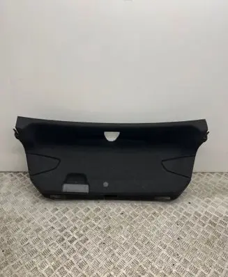 Tailgate trim