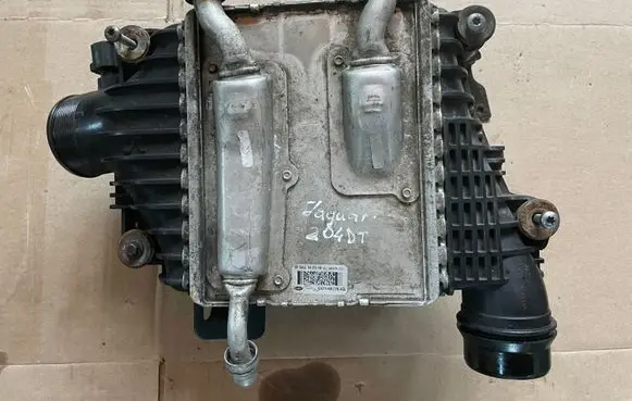 Jaguar XF X260 Intercooler radiator GX736K775AB