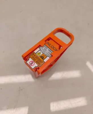 Toyota Auris E180 Fuse G383448010