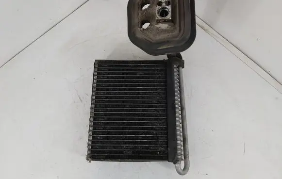 Air conditioning (A/C) radiator (interior)