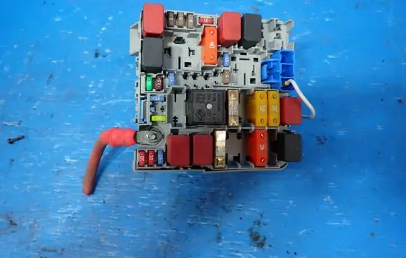 Fiat Grande Punto Fuse module 51827976