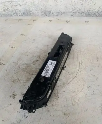 Audi A4 S4 B9 Climate control unit 8w0820043f