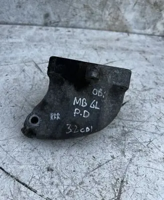 Mercedes-Benz GL X164 Engine mounting bracket A6422230304