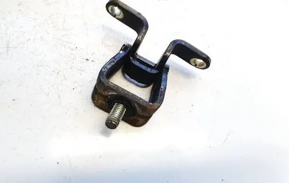 Skoda Octavia Mk2 (1Z) Tailgate/trunk/boot hinge 1z5827301c
