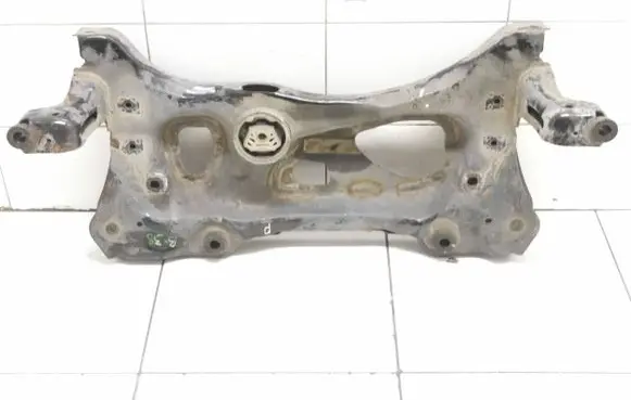 Seat Leon (5F) Front subframe 5q0199868