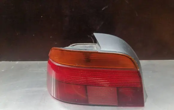 BMW 5 E39 Rear/tail lights 8358031