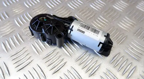 Nissan Qashqai Seat adjustment motor 1186932 SLJ007056