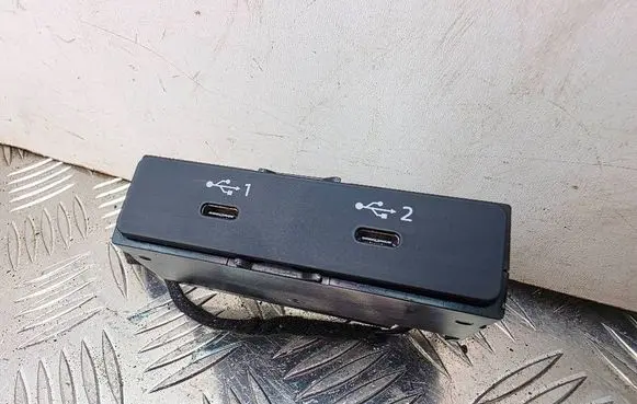 Audi A1 USB socket connector 82A035736A