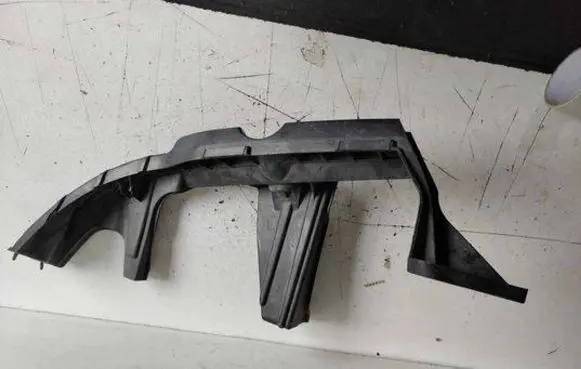 BMW X3 E83 Headlight/headlamp mounting bracket 34143096