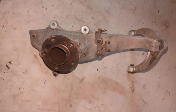 BMW 5 F10 F11 Front wheel hub spindle knuckle
