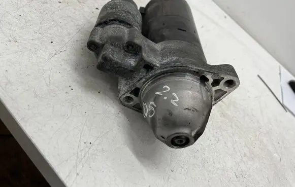 Mercedes-Benz C W205 Starter motor A6519062800