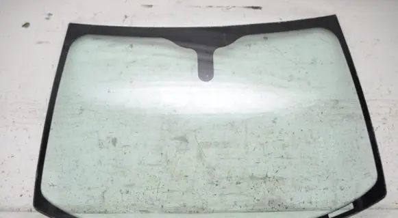 Aston Martin DB9 Front windscreen/windshield window 