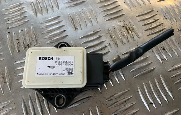 Nissan Qashqai ESP acceleration yaw rate sensor 1275100464