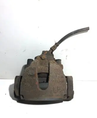 Volvo V40 Front brake caliper