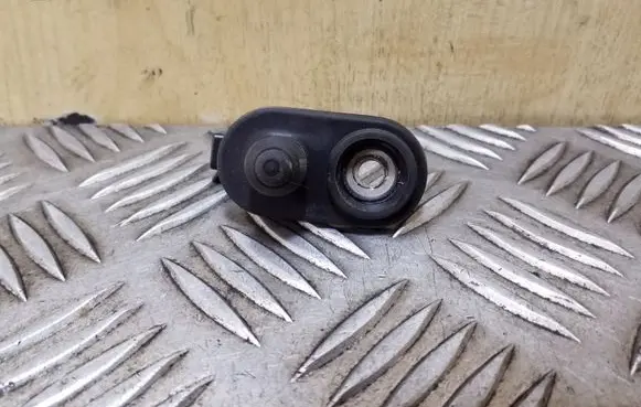 Toyota Yaris Verso Rear door sensor 